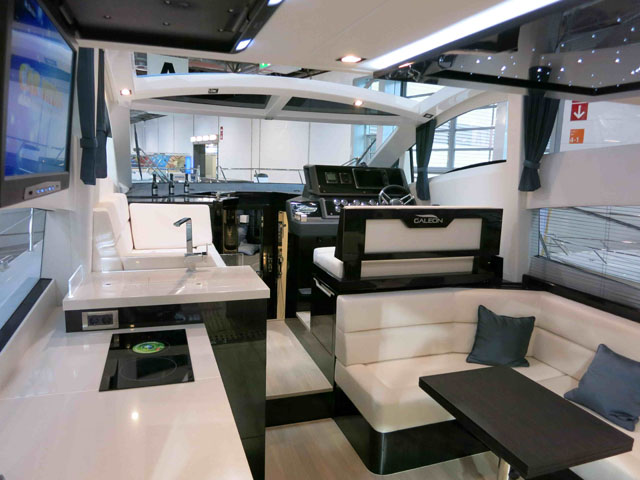 barcos a motor Galeon 430 Skydeck