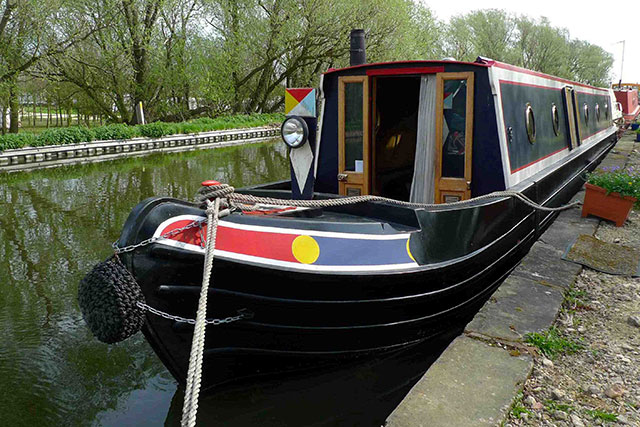 barco de canal Jonathan Wilson