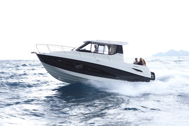 QUICKSILVER ACTIV 855 CRUISER