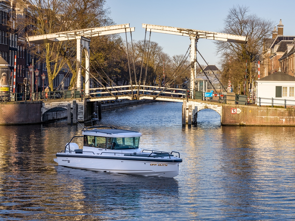 We komen superlatieven tekort voor het varen met deze combinatie.