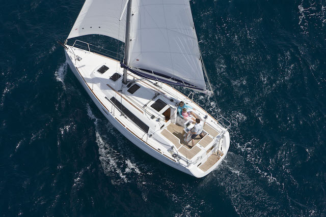 Barco a vela Beneteau Oceanis 31