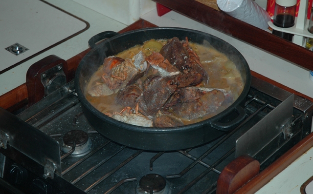 Cocina a bordo Calima Caldereta