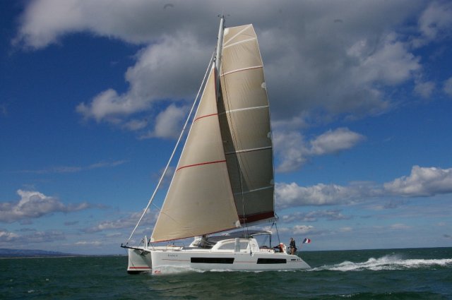 Barcos a vela catamaran Catana-47