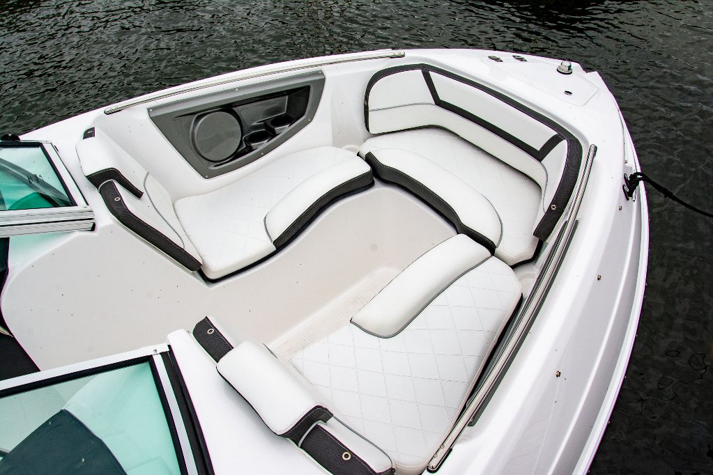 Een slim ingedeelde boot die garant staat voor jaren vol puur vaarplezier.