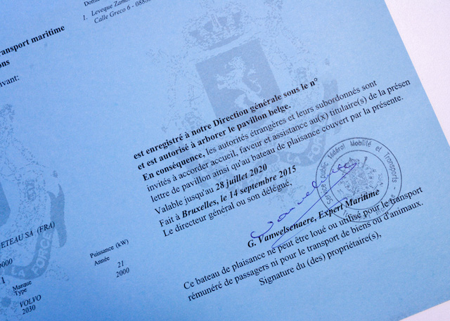 Documento renovación bandera belga