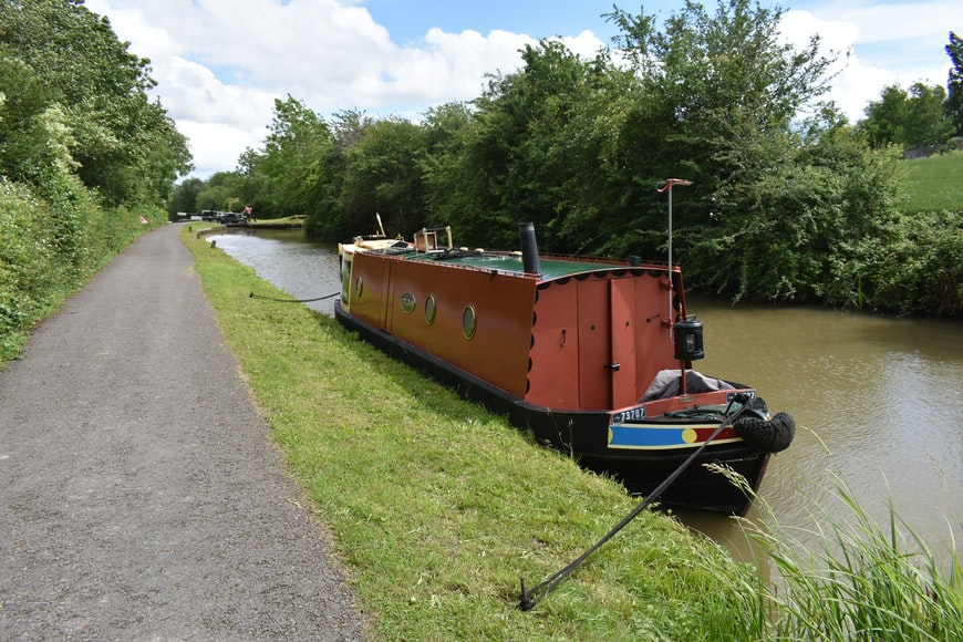 live-on-narrowboat