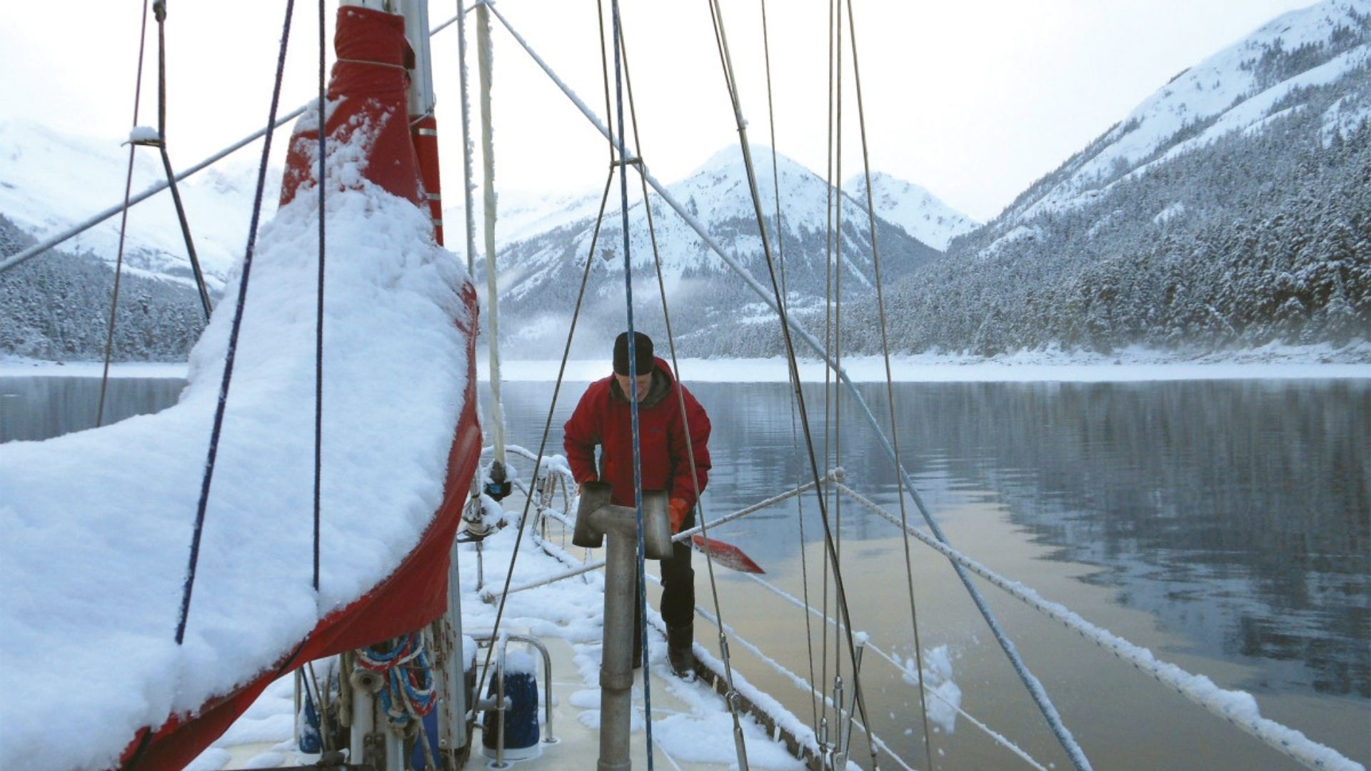 Enjoy boat all year round - top tips for winter sailing