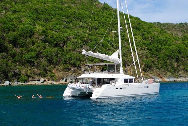 Catamaran charter