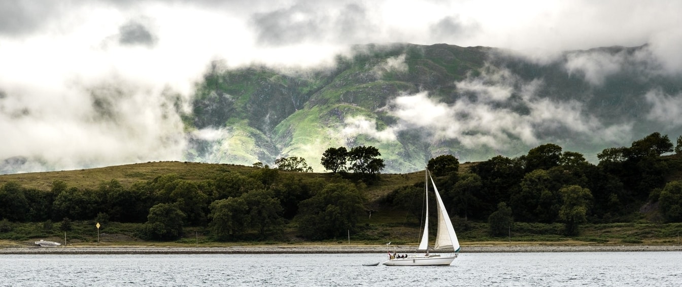 Sailing boat in Appin