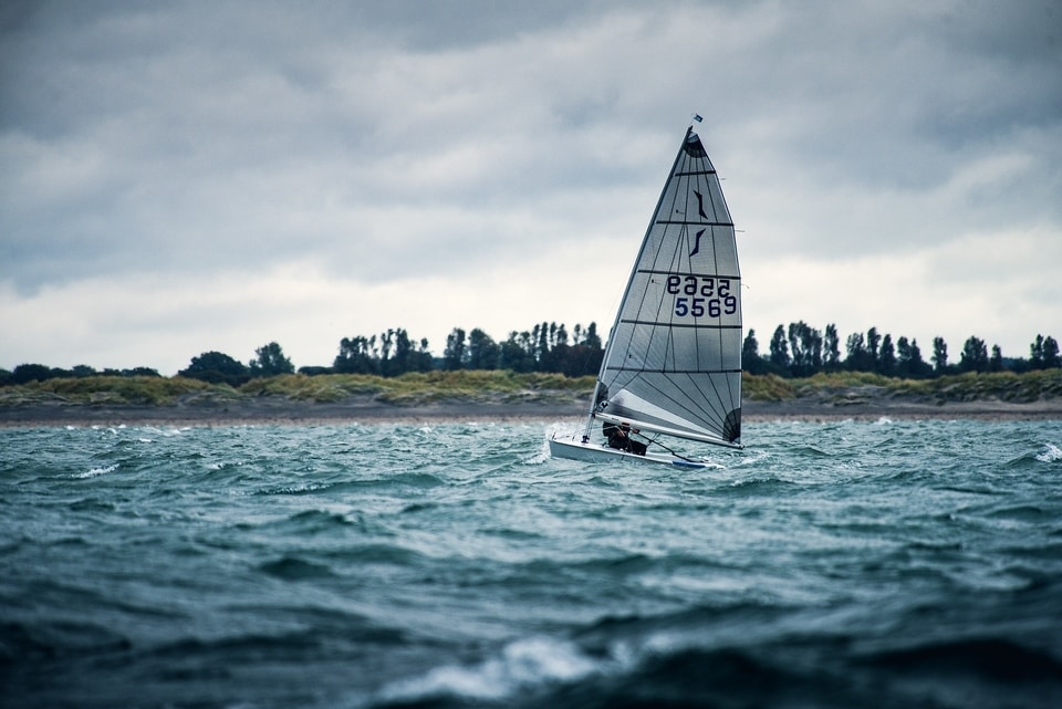 Dinghy sailing in Hayling Island