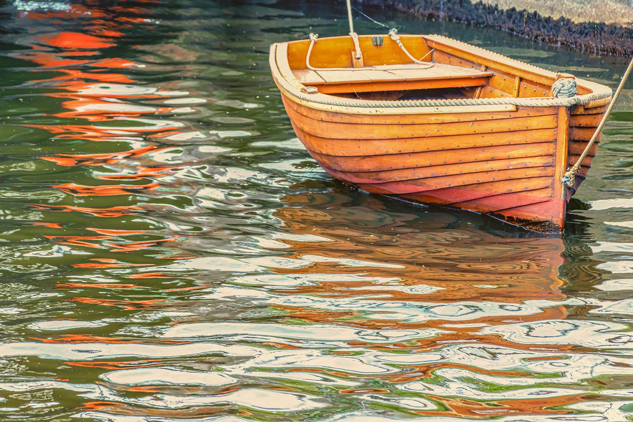Selling Boats And Outboards