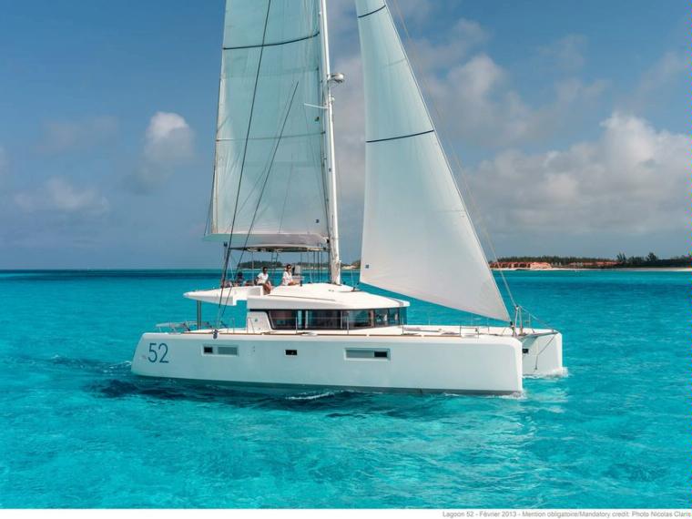 Lagoon 52, catamarán con mucho carácter