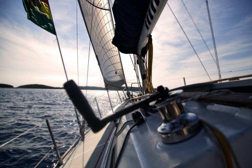 Selling Your Boat: Through A Broker Or Privately?