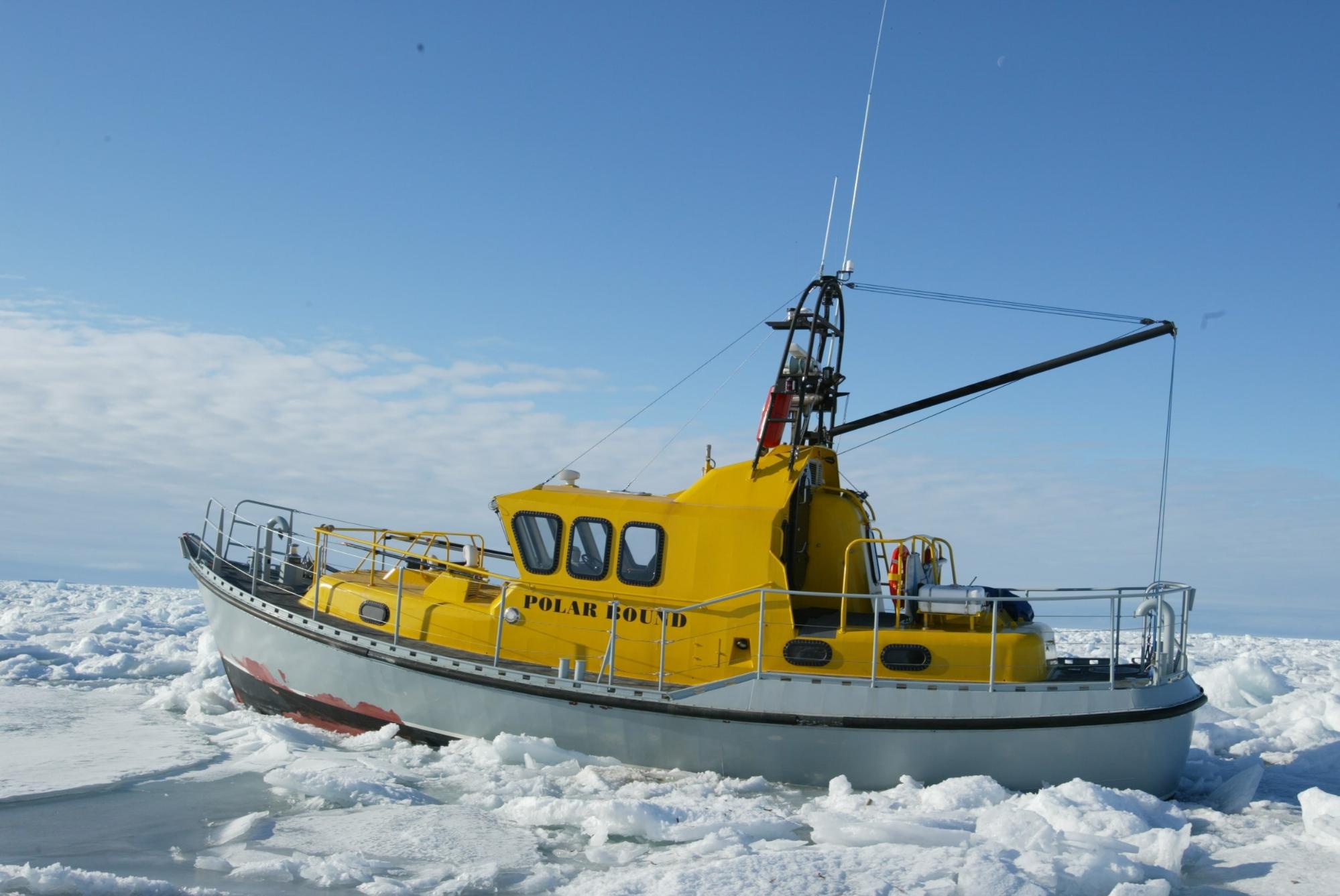 Polar exploration boat