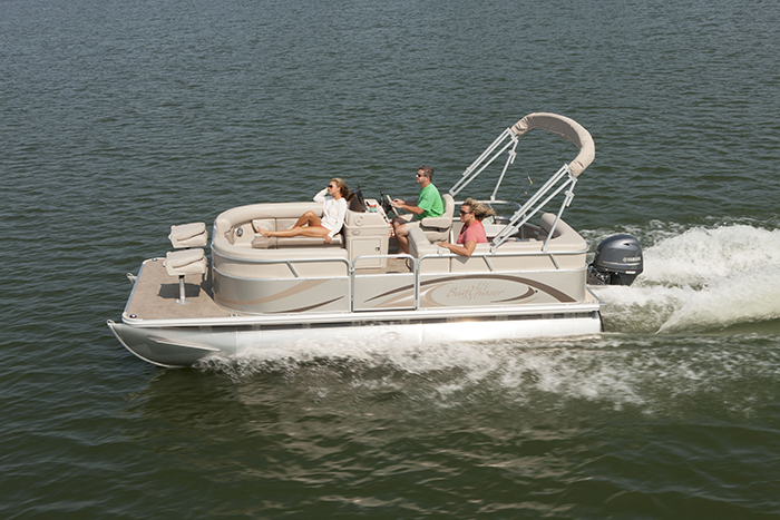 Pontoon boten